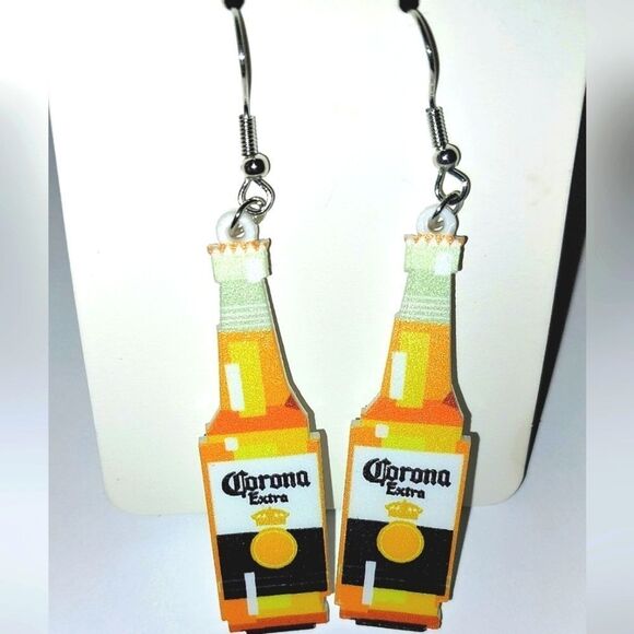 Funny beer bottle acrylic earrings - Picture 3 of 9